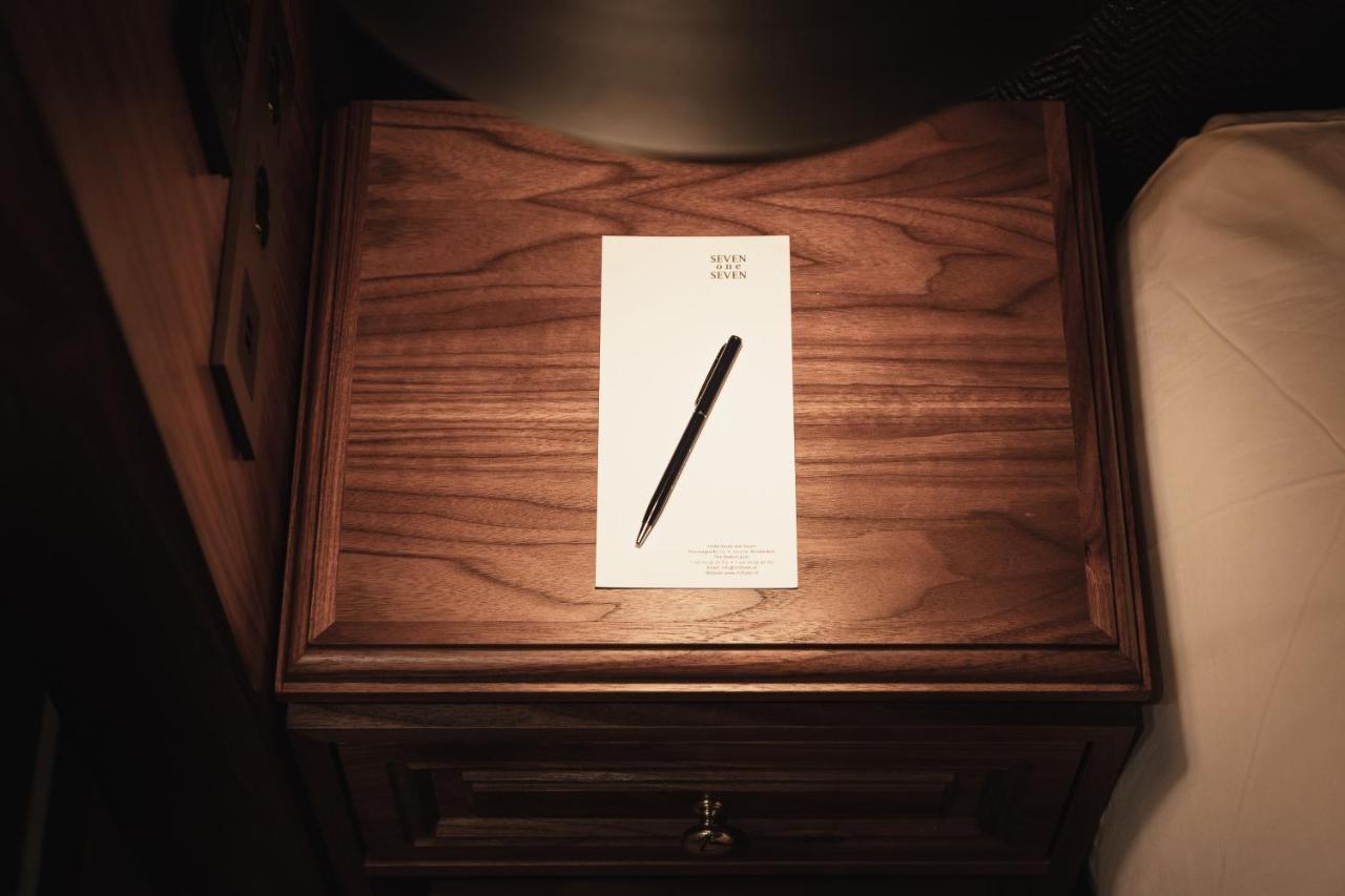 Hotel 717 أمستردام المظهر الخارجي الصورة A stationery set