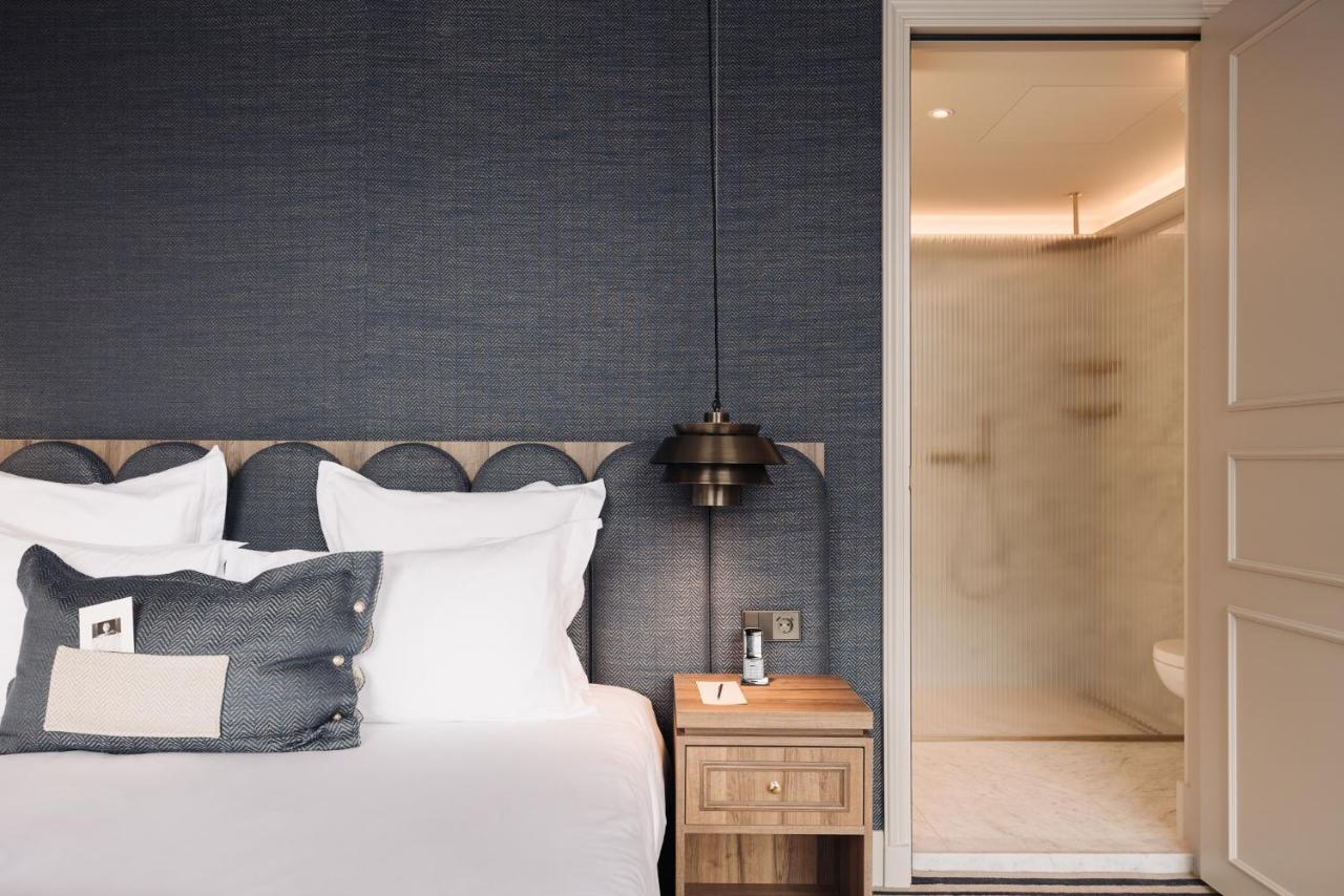 Hotel 717 أمستردام المظهر الخارجي الصورة A bedroom at the hotel