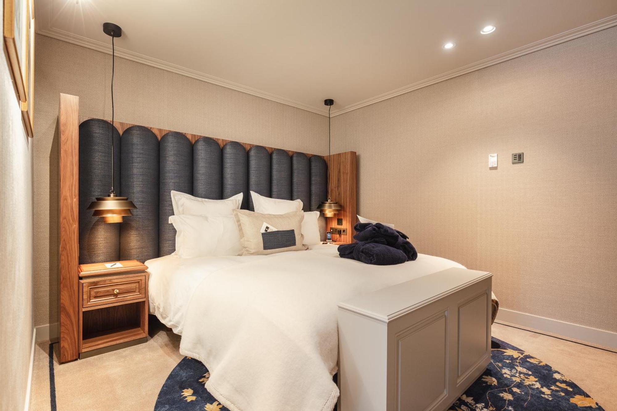 Hotel 717 أمستردام المظهر الخارجي الصورة A bedroom at the hotel